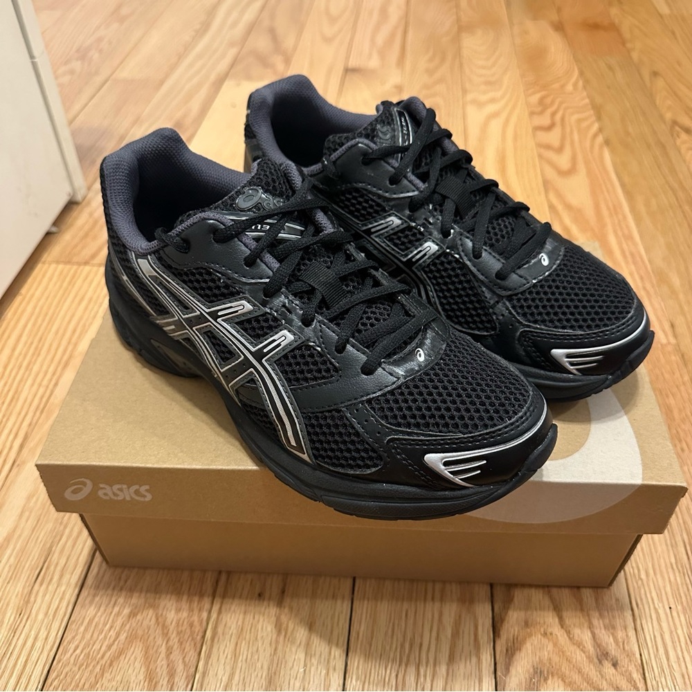ASICS